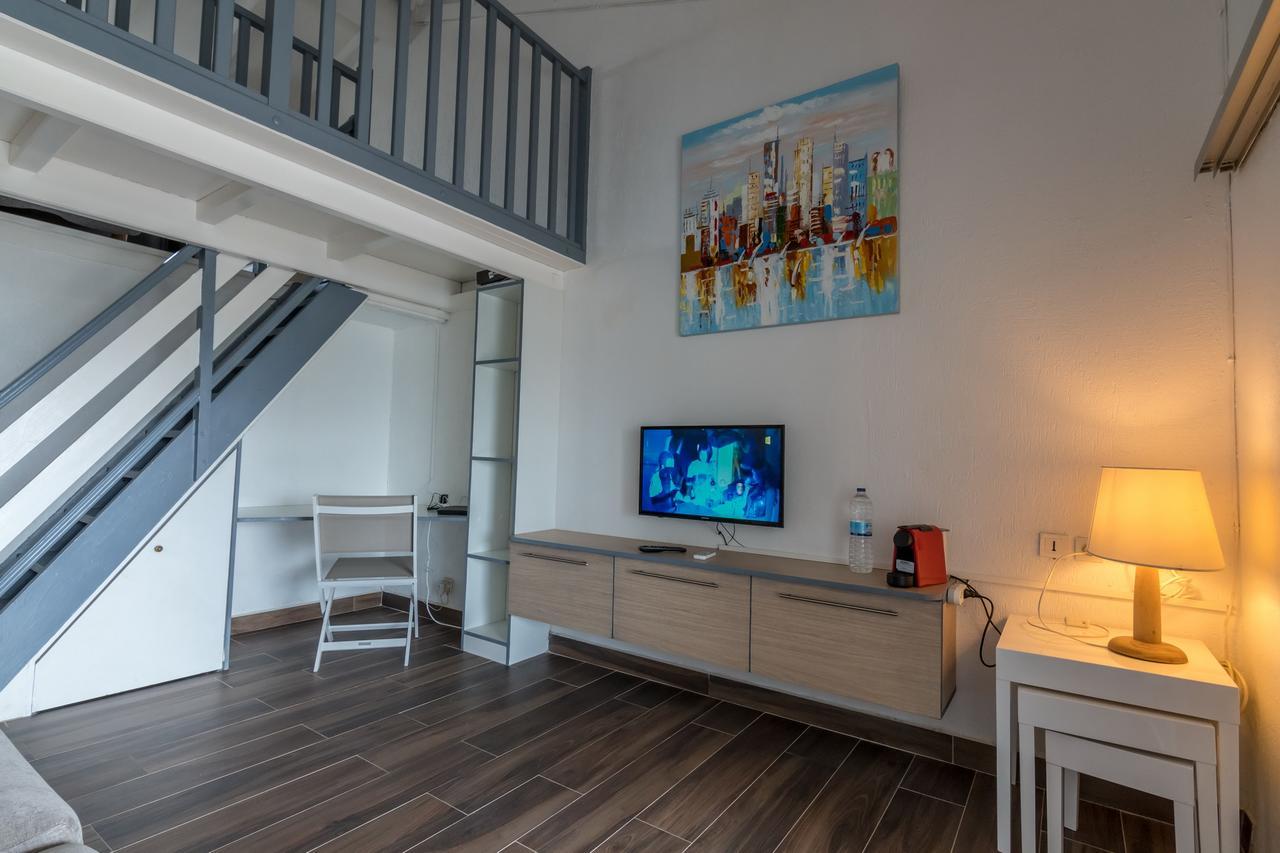 דירות לה גוסייר Superbe Studio En Duplex, Vue Sur Mer Et Piscine מראה חיצוני תמונה